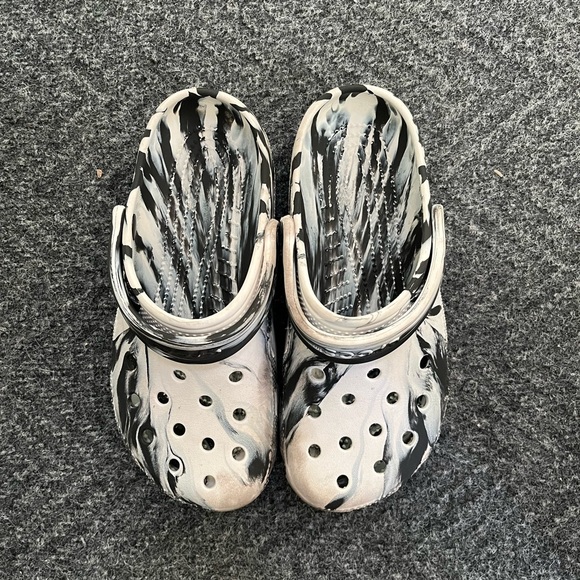 Black and White Crocs GS - Picture 3 of 4